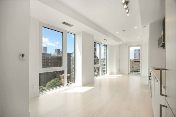 308 Jarvis ST #1703, Toronto C08, ON M5B 0E3