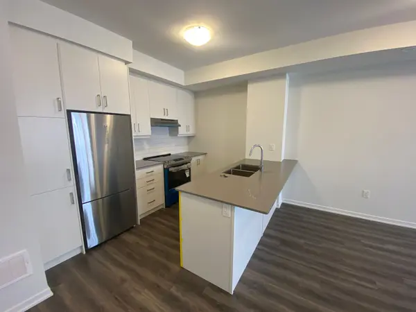 Vaughan, ON L4K 0N7,131 Honeycrisp CRES #TH223