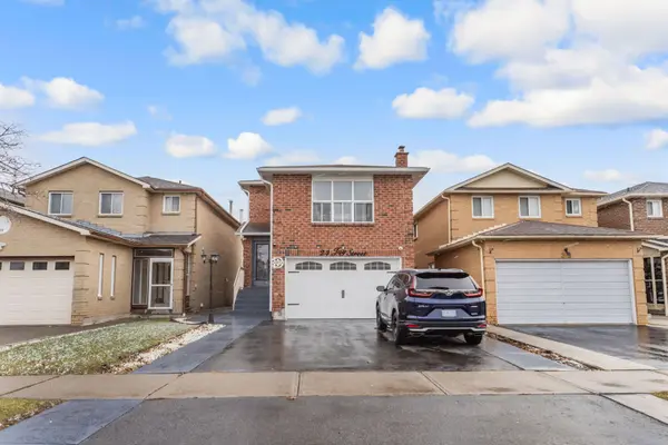 24 Jay ST, Brampton, ON L6Z 3V7