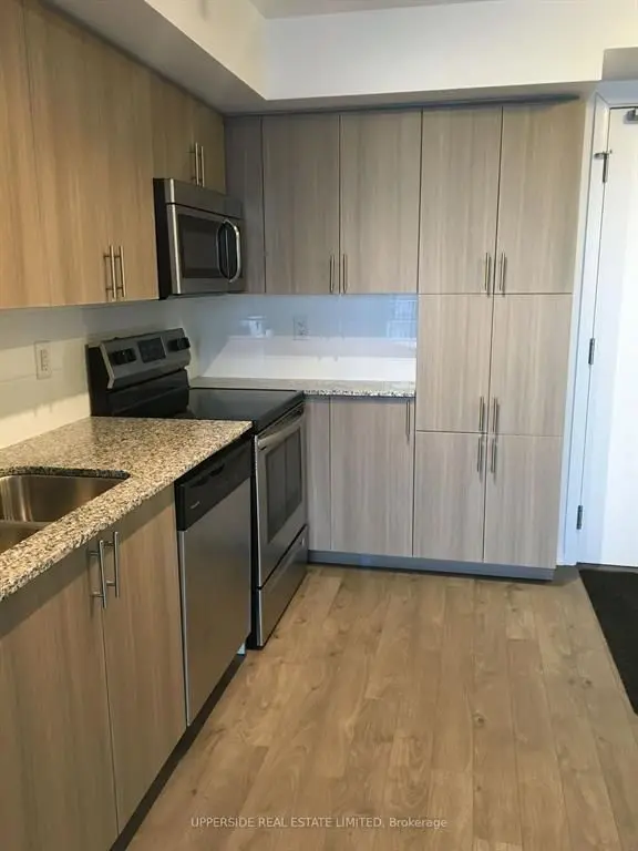 Toronto W04, ON M6A 0C4,3091 Dufferin ST #1401