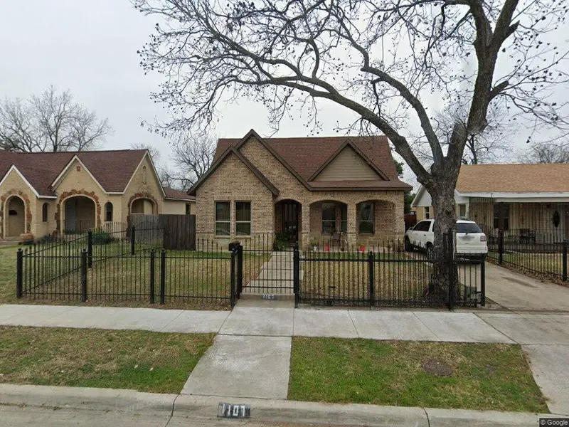 1107 Galloway Avenue, Dallas, TX 75216