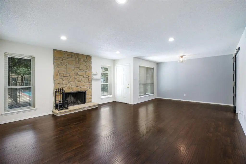 Dallas, TX 75230,10650 Steppington Drive #149