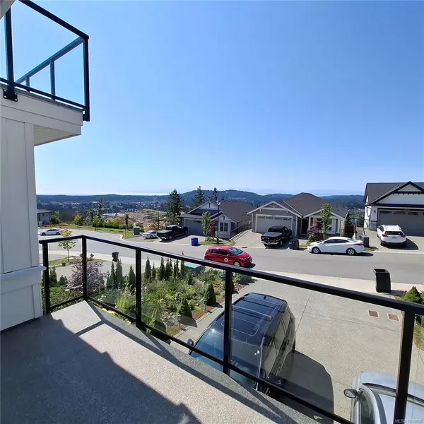 Langford, BC V9B 5L4,2552 Obsidian Pl