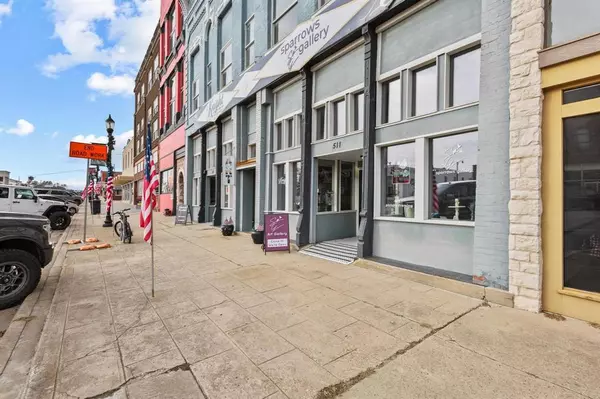 Denison, TX 75020,511-513 W Main Street