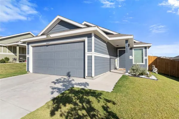 9808 Trusler Road, Fort Worth, TX 76179