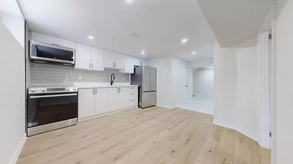 57 Saddle Ridge DR #Lower B, Toronto C13, ON M4A 1Z6