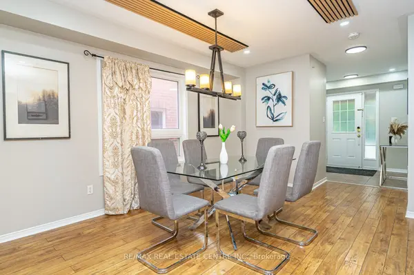 Brampton, ON L7A 3X9,107 Crown Victoria DR