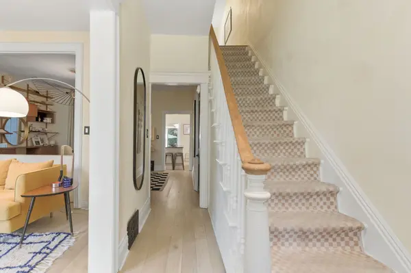 Hamilton, ON L8N 2N6,48 Liberty ST