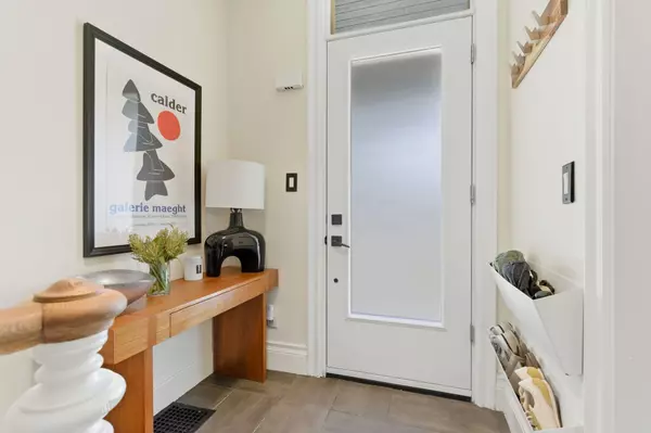 Hamilton, ON L8N 2N6,48 Liberty ST