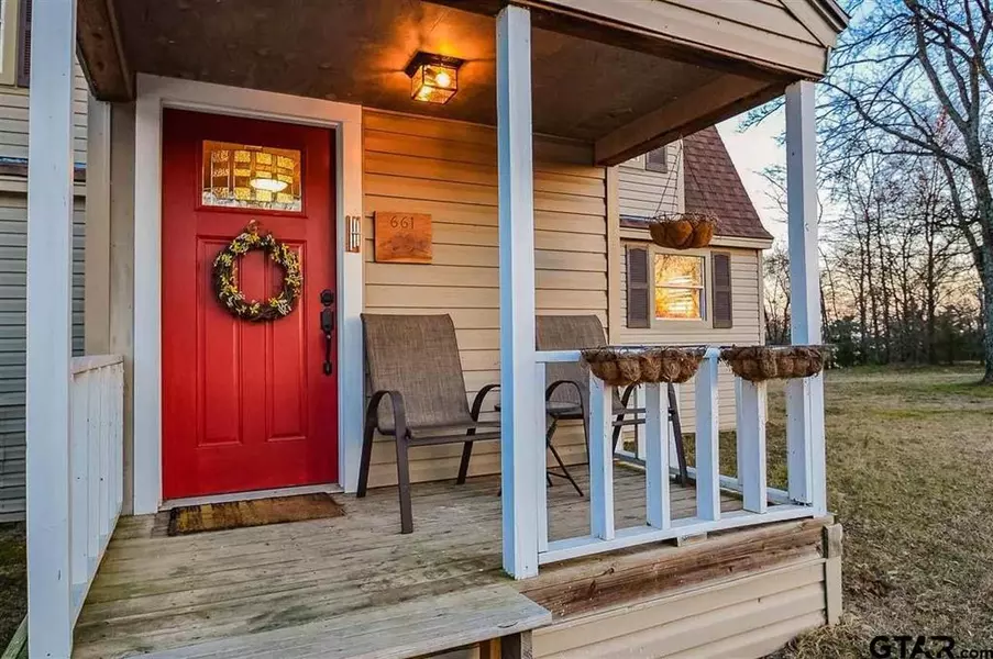 661 Private Road 7422, Emory, TX 75440