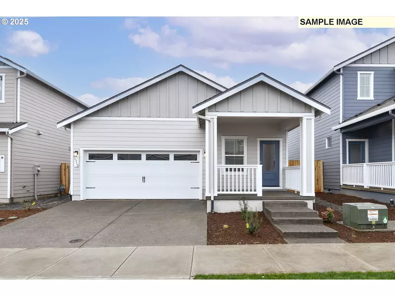 1385 OWL AVE, Woodburn, OR 97071