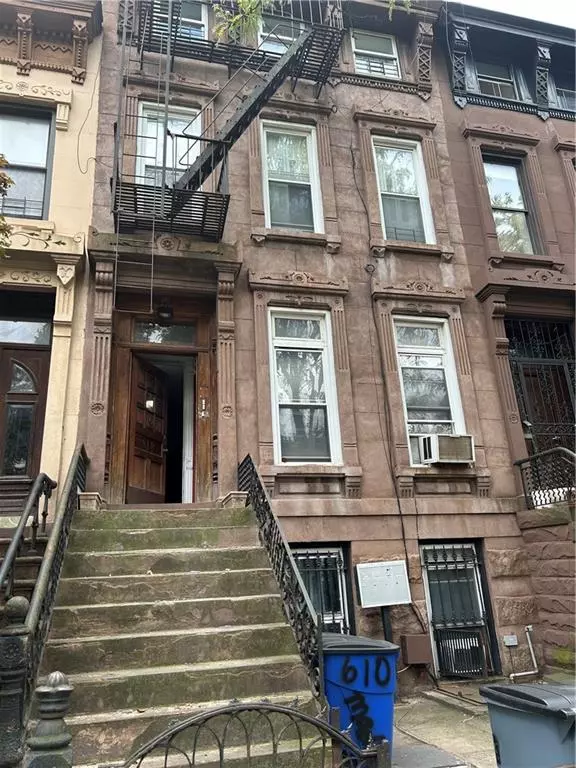 Brooklyn, NY 11221,610 Madison ST