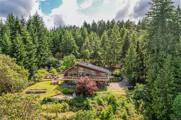 200 Wilkie Way, Salt Spring, BC V8K 2J4