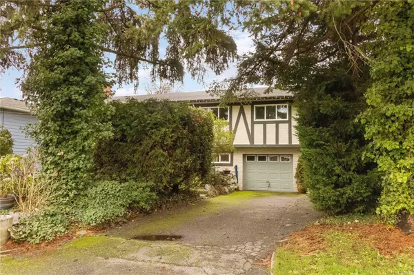 Sidney, BC V8L 3M2,9930 Bessredge Pl