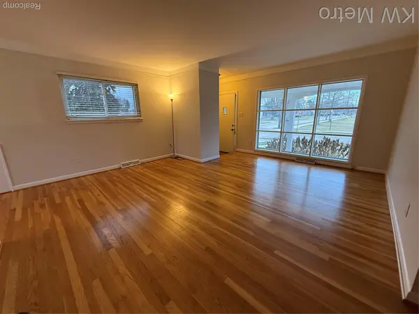 Royal Oak, MI 48073,1204 Montrose AVE