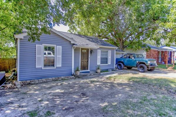 719 Sam Calloway Road,  Fort Worth,  TX 76114