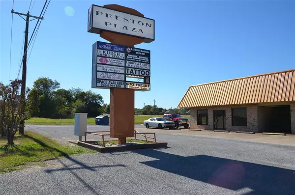 Pottsboro, TX 75076,501 Spur 316 Spur N #203-204