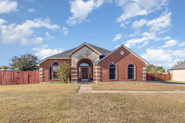 504 Timberside,  Terrell,  TX 75161