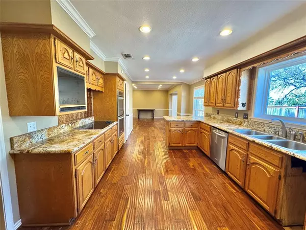 Nocona, TX 76255,610 W Cedar Street