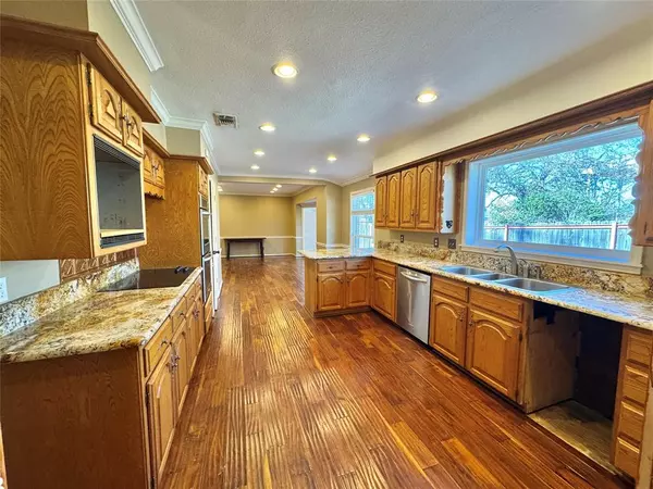 Nocona, TX 76255,610 W Cedar Street