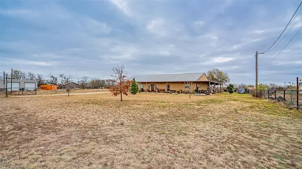 9200 County Road 1014, Joshua, TX 76058