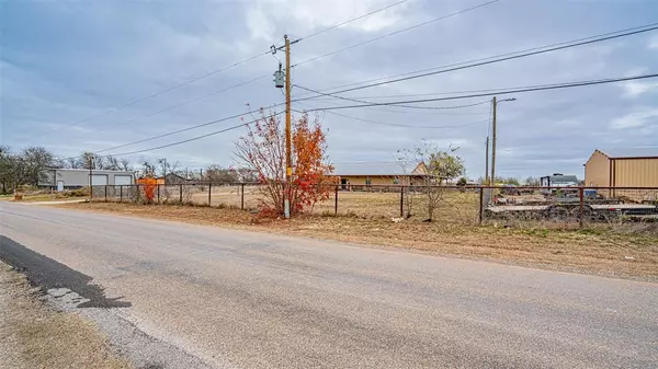 Joshua, TX 76058,9200 County Road 1014