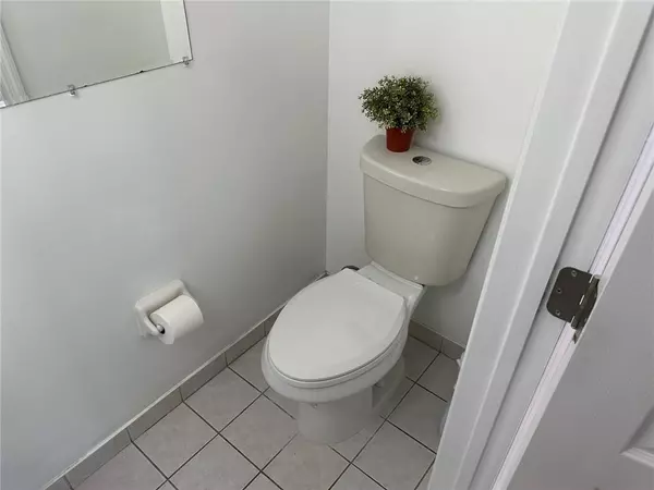 Staten  Island, NY 10305,99 Reynolds ST