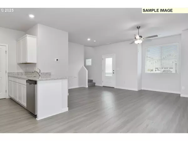 Woodburn, OR 97071,1285 PARKSIDE AVE