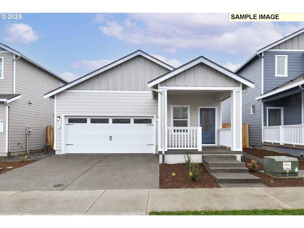 1385 OWL AVE, Woodburn, OR 97071