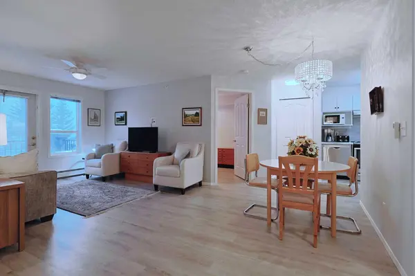 Calgary, AB T3H 5J1,550 Prominence Rise SW #233