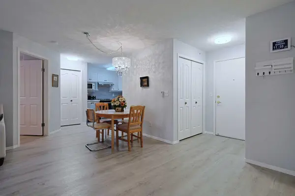 Calgary, AB T3H 5J1,550 Prominence Rise SW #233