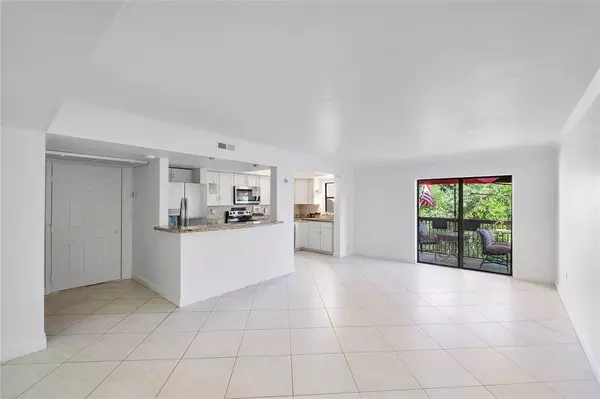 Fort Lauderdale, FL 33311,701 NW 19th St #512