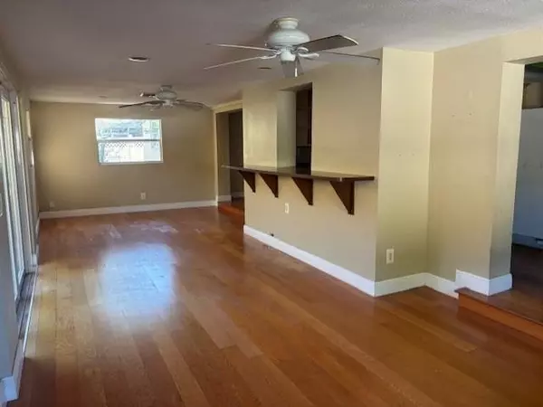 Margate, FL 33063,1760 Cathedral Dr