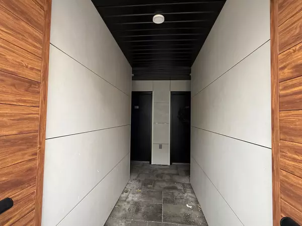 Richmond Hill, ON L4S 0N4,2 Steckley House LN #924