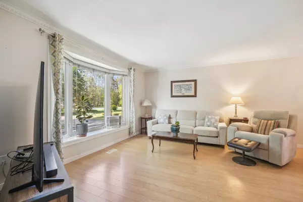 Adjala-tosorontio, ON L0M 1C0,8245 Main ST