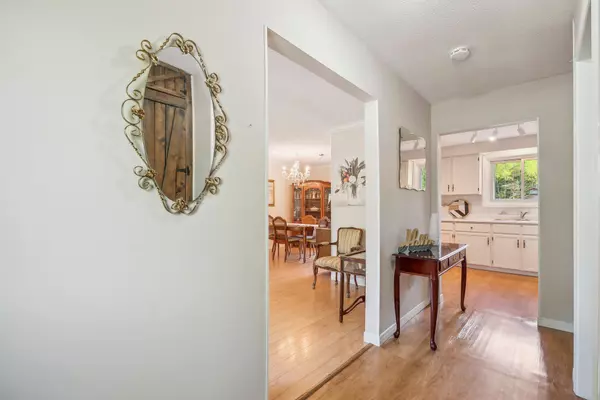 Adjala-tosorontio, ON L0M 1C0,8245 Main ST