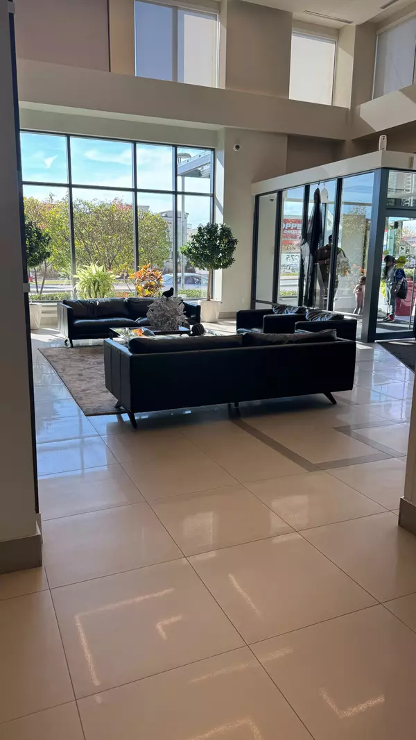 Mississauga, ON L5B 0K4,3975 Grand Park DR #4010