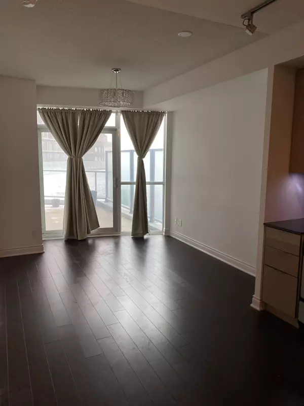 Toronto W06, ON M8V 0A3,80 MARINE PARADE DR #507