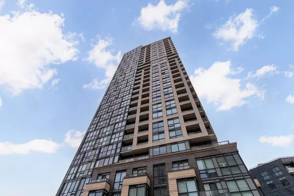 Toronto W08, ON M9B 0C3,20 Thomas Riley RD #2101