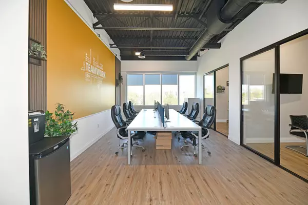 3485 Rebecca ST #209, Oakville, ON L6L 6X9