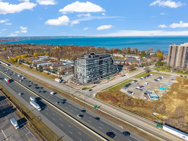 Hamilton, ON L8E 5B4,461 Green RD #415