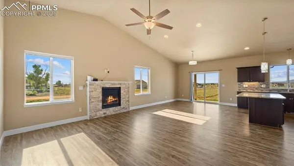 Pueblo, CO 81007,634 E Fredonia DR