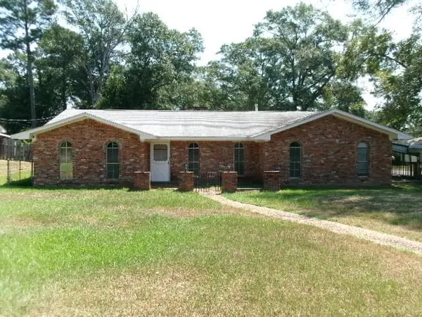 122 S Bird Street,  Vivian,  LA 71082
