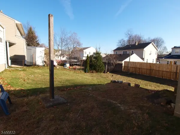 Lodi Boro, NJ 07644,8 Annette Ter