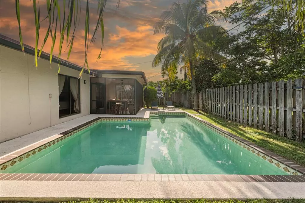 Deerfield Beach, FL 33442,3291 SW 4th St