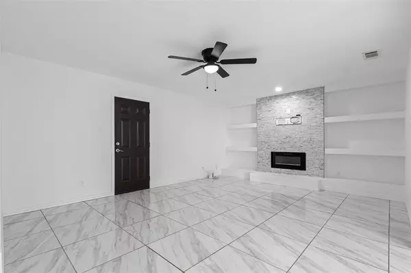 Dallas, TX 75216,2734 Kellogg Avenue