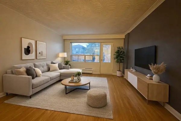 237 Pannahill RD, Toronto C06, ON M3H 4N9