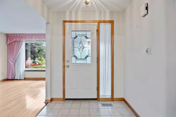 Uxbridge, ON L9P 1L7,81 Ewen DR