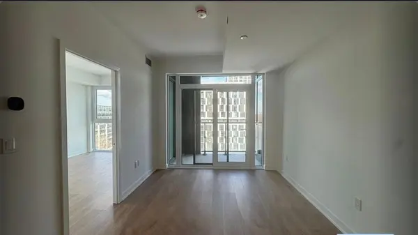 Toronto W08, ON M8Z 6C7,1037 The Queensway N/A #426