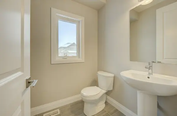 94 Isaac ST, Woolwich, ON N3B 0E2